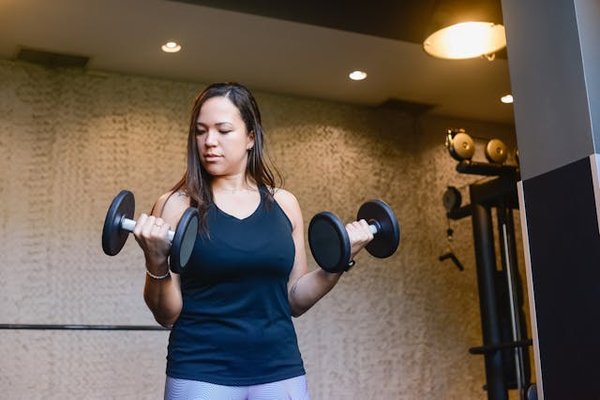 La musculation au poids du corps pour femmes